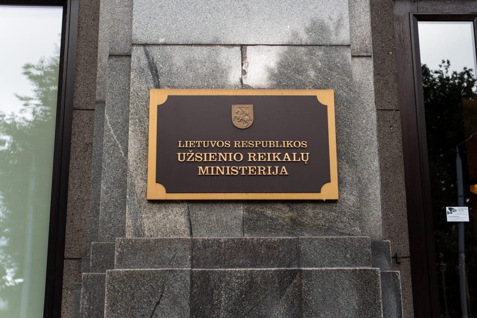 Lietuva siunčia griežtą žinią Maskvai: Rusijos ambasados atstovui įteikta protesto nota