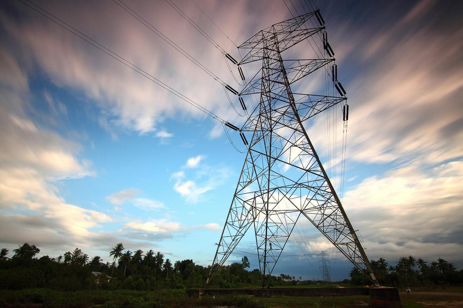 Beveik 308 tūkst. gyventojų gali sulaukti mažesnių elektros tarifų