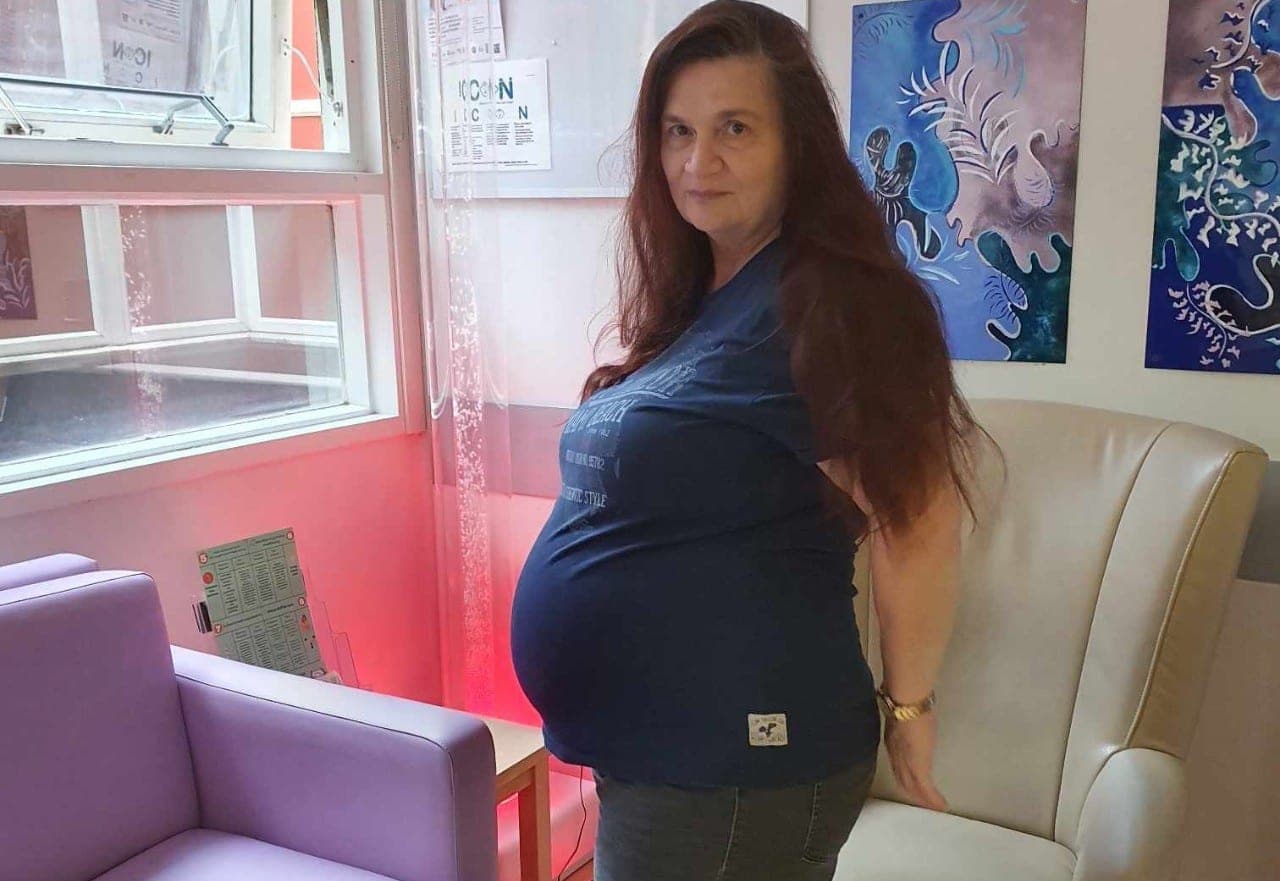 60-metė pagimdė anūkę: pastarąją įteiks dukrai dovanų