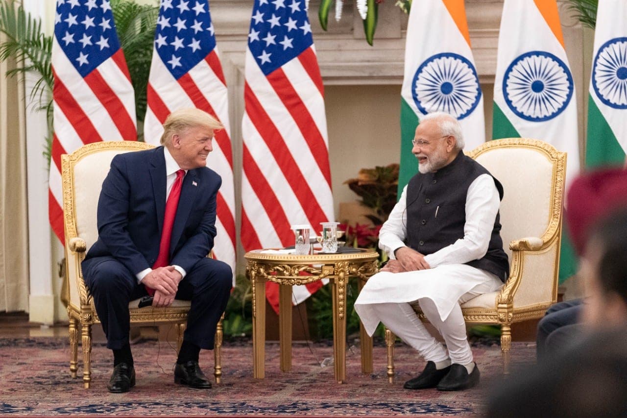 JAV ir Indija stiprina ryšius – D. Trumpas susitiko su N. Modi