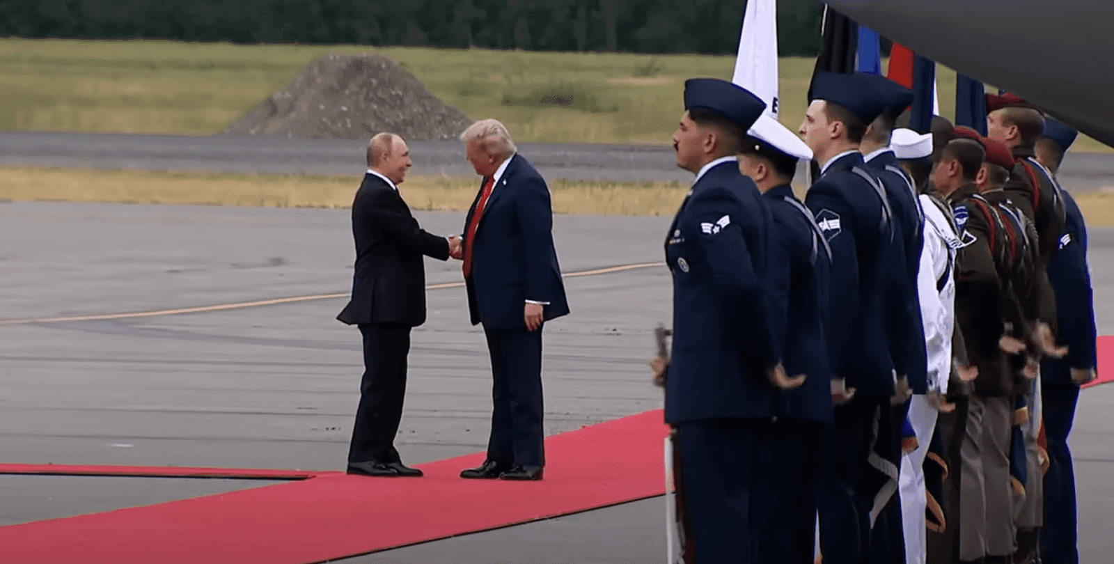Aliaskos susitikimo aidai: Europa stiprina paramą Ukrainai, Lietuva abejoja taikos perspektyvomis