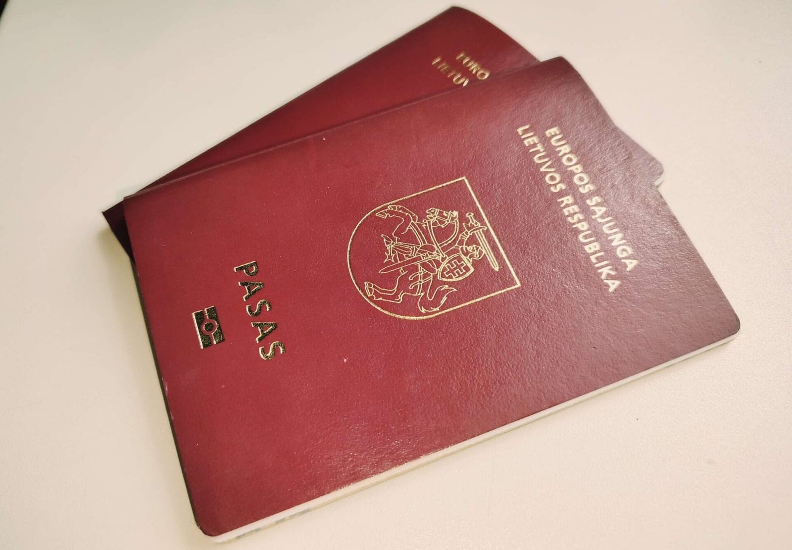 Lietuvos pasas – vienas stipriausių pasaulyje: ką tai sako apie šalies vietą tarptautinėje erdvėje?