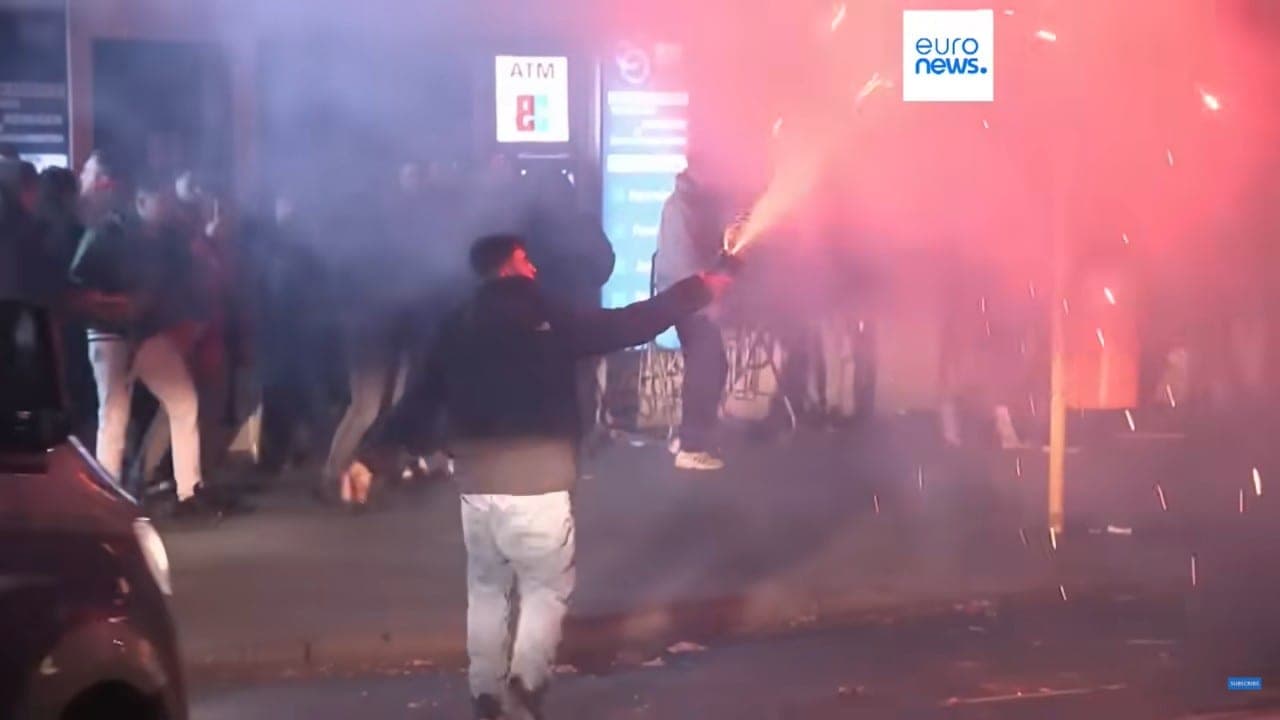 Vokietijoje Naujieji neramūs: riaušės, vandentiekio avarija ir fejerverkų tragedijos