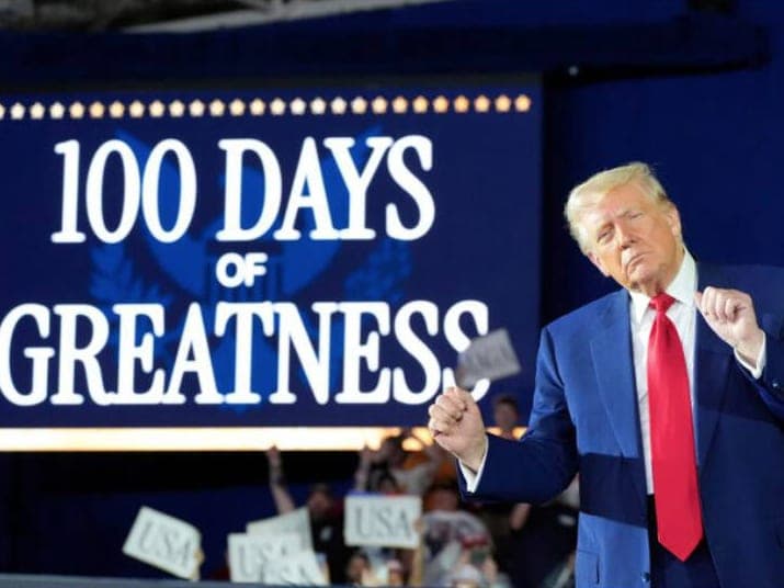 D. Trumpas švenčia savo pirmąsias 100 dienų poste: „niekas manęs nesustabdys“