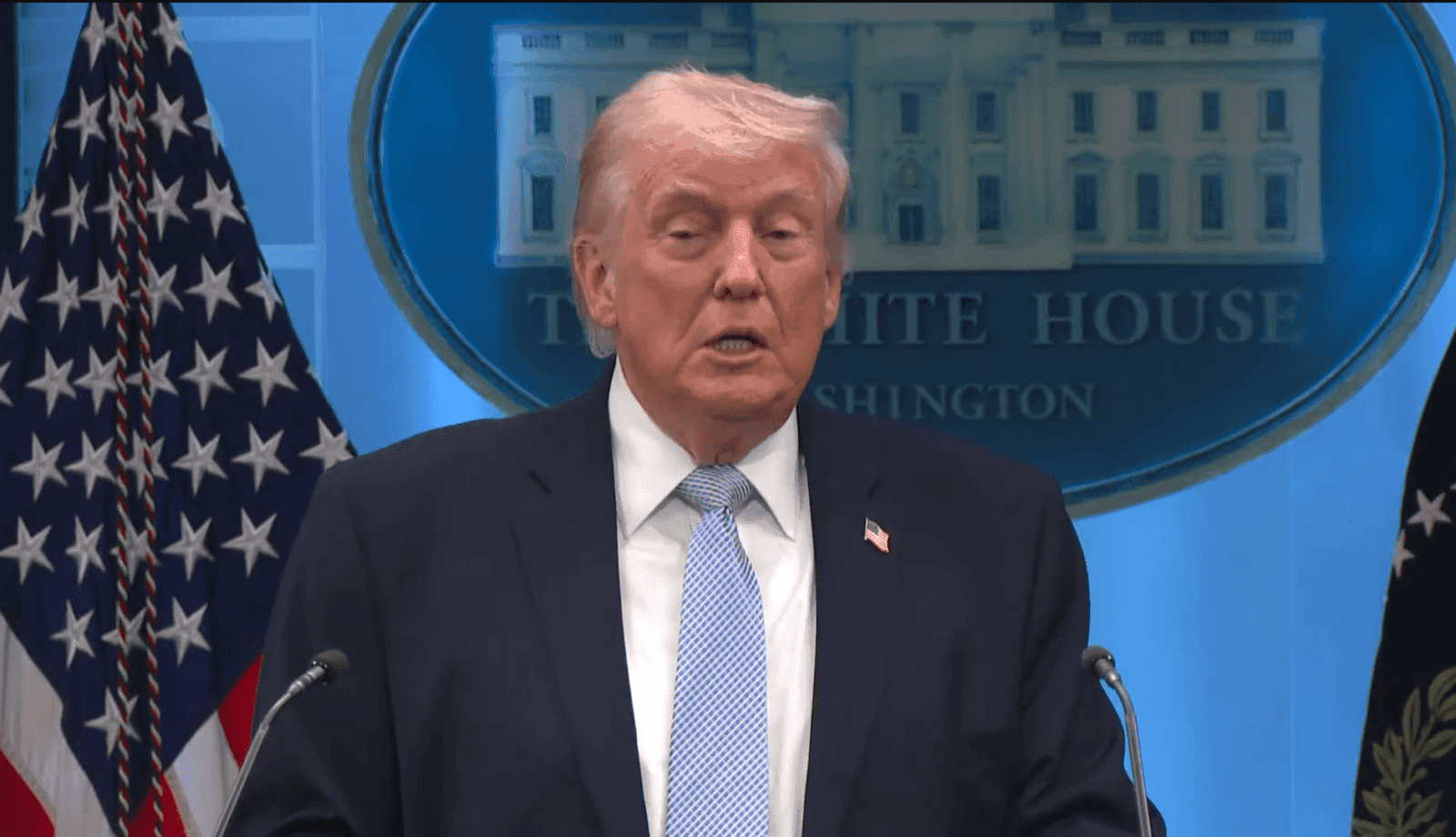 D. Trumpas paskelbė dviejų savaičių paliaubas su Iranu: susitarimą nulėmė Pakistanas ir Kinija