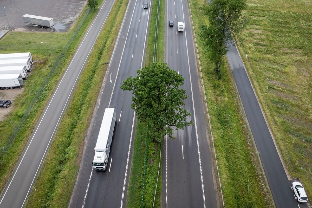 „Via Toll“ nuo 2027 metų pakeis vinjetes: kas mokės ir kaip bus skaičiuojama rinkliava
