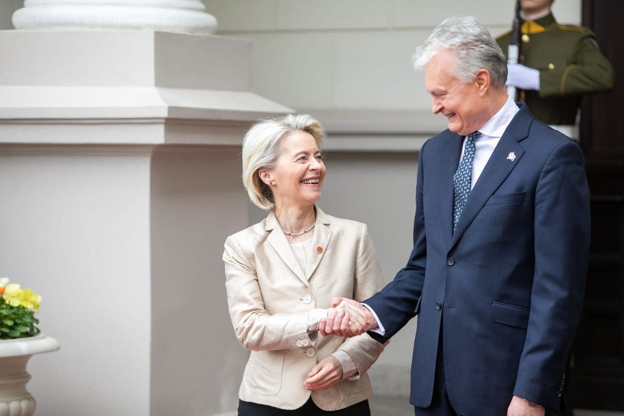 Ursula von der Leyen gali būti pakeista: į jos poziciją siūlomas Graikijos politikas