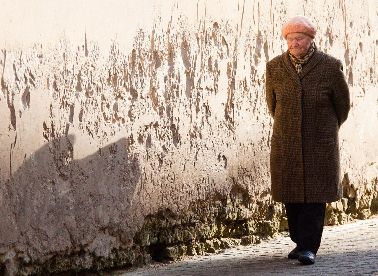 Trečdalis vyresnių žmonių patiria sunkumų negalėdami atsiskaityti grynaisiais
