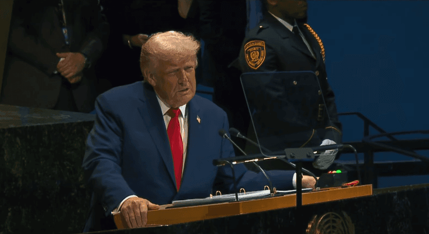 D. Trumpas: pasirinkimas dabar yra tarp „komunizmo ir sveiko proto“