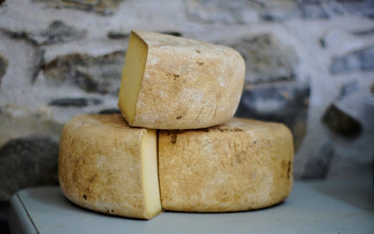 Čipai sūriuose – jau realybė: parmezanas žymimas kilmės mikroschemomis