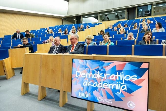 Seime – pirmoji Demokratijos akademija mokytojams