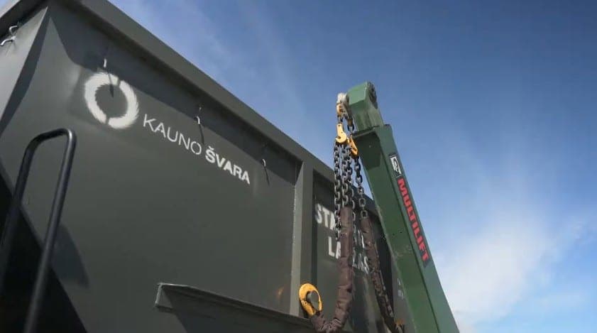 „Kauno švaros“ darbuotojai – tai apšlapina kvartalus, tai mina teismų slenksčius