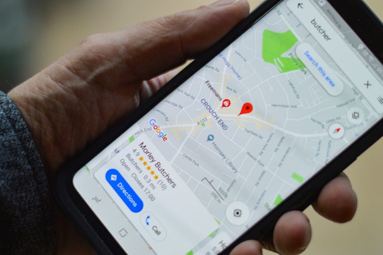 „Google Maps“ ir „Waze“ atsinaujino: integruota papildytos realybės technologija, papildomos eismo kameros