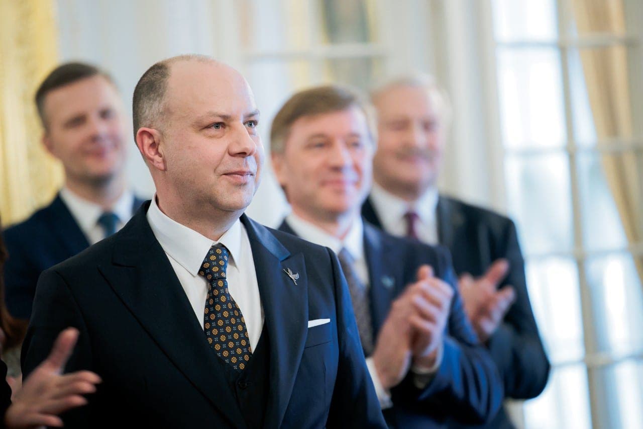 Aurelijus VERYGA: Ar įmanoma pasiekti, kad daugiavaikės šeimos nemokėtų gyventojų pajamų mokesčio?