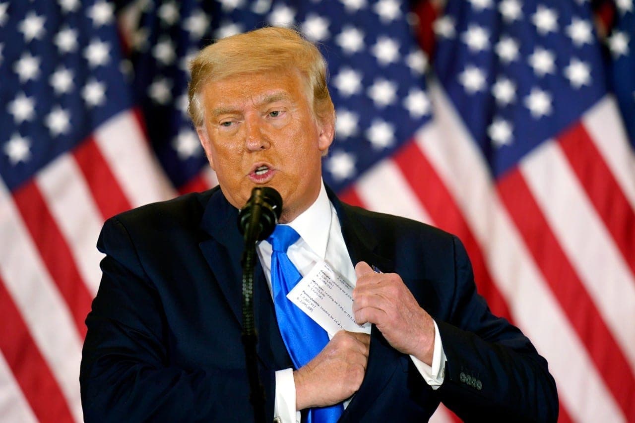 D. Trumpas Gvantaname ruošia 30 000 lovų imigrantams