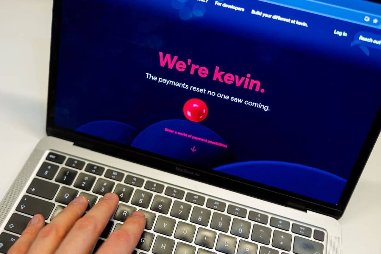 Krenta dar viena mokėjimų platforma „kevin.“