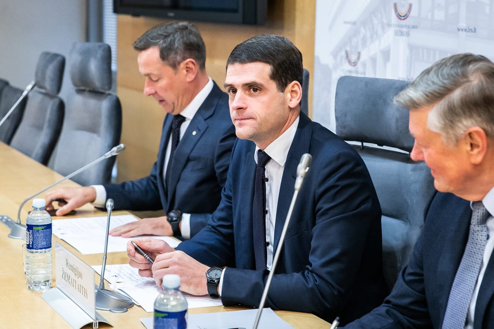 Valdančioji koalicija neplanuoja griūti, sako Dainius Gaižauskas