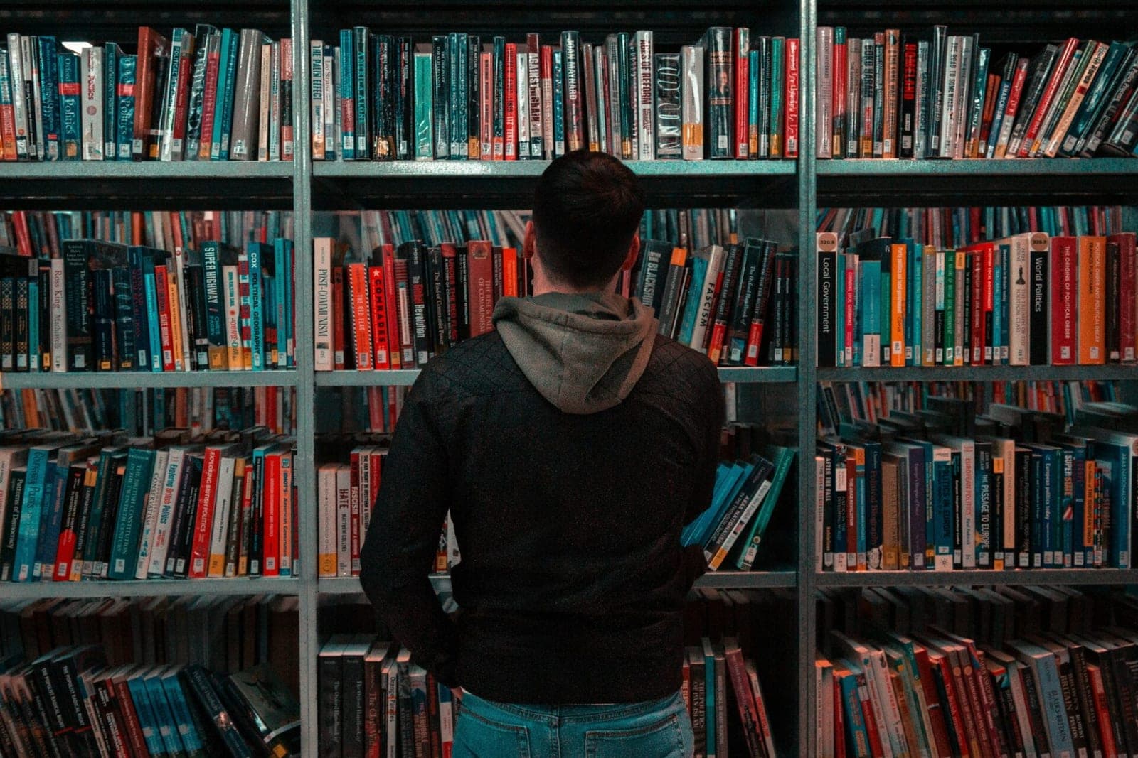 Knygomatai vietoj bibliotekų: ar modernizacija maskuoja kultūros naikinimą Lietuvoje?