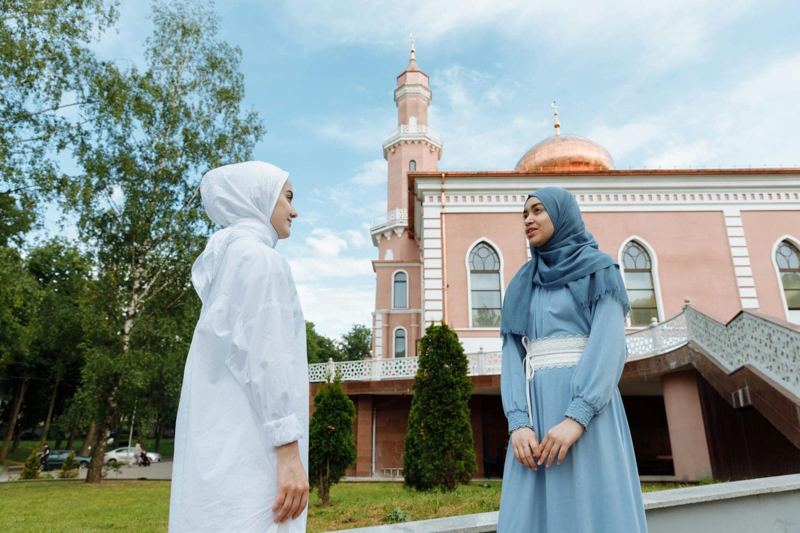 Portugalijos parlamentas priėmė įstatymą draudžiantį burkas ir nikabas viešumoje