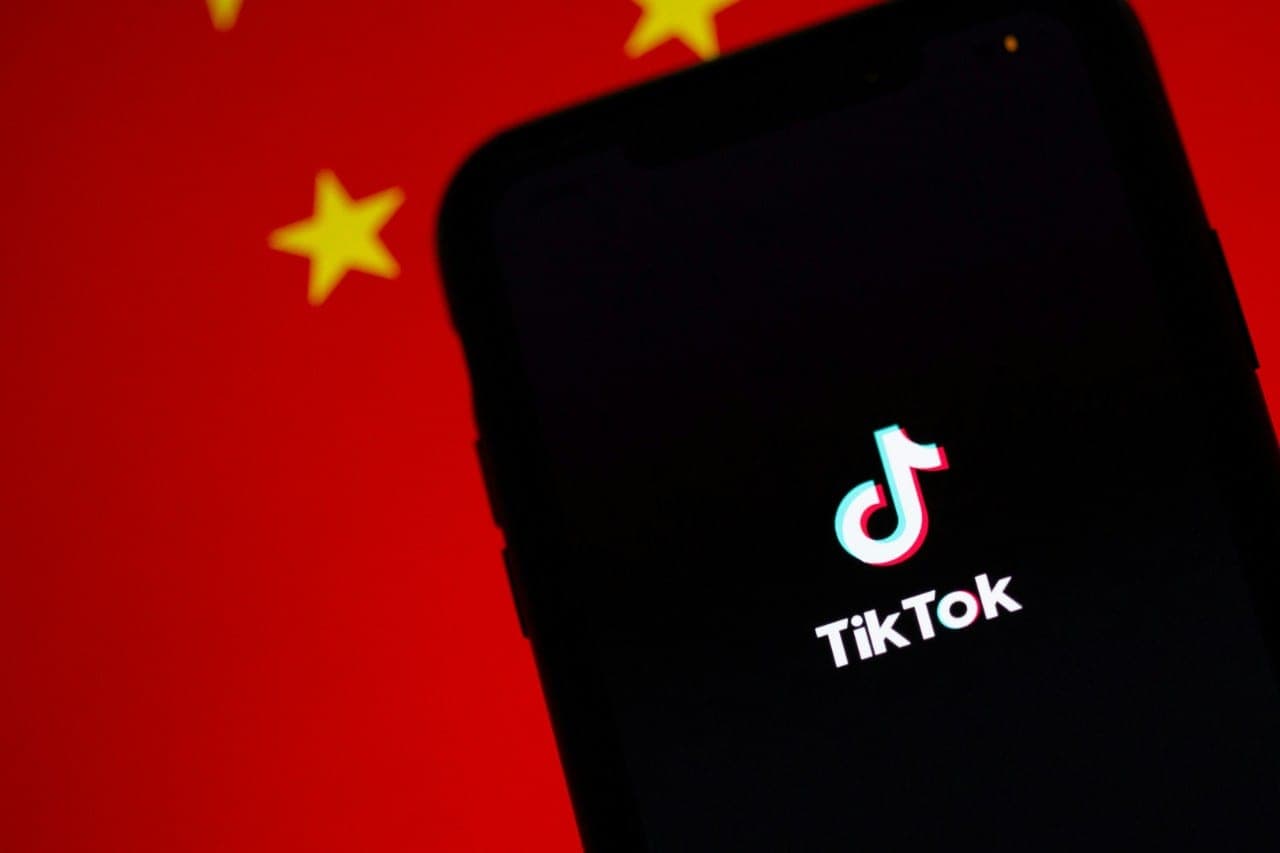 „TikTok“ ieško E. Musko palaikymo: ar milijardierius išgelbės platformą JAV?
