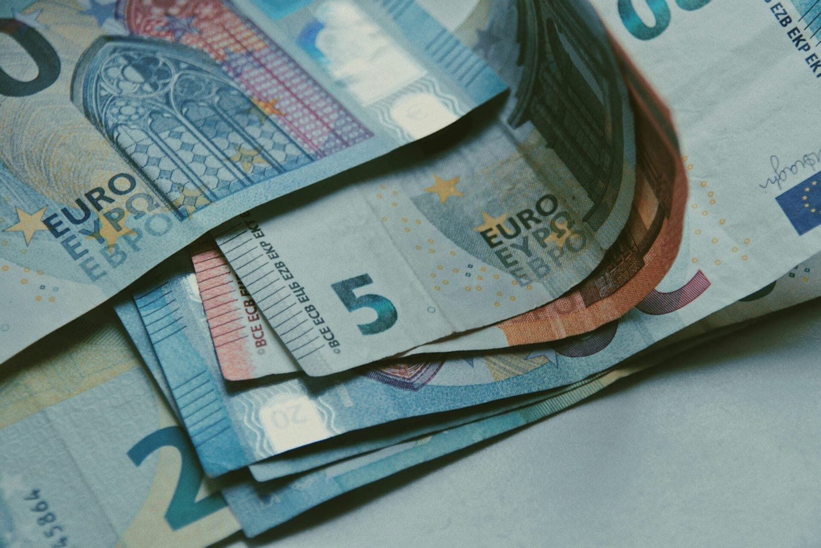 Šalies politinėms partijoms VRK paskirstys per 2,75 mln. eurų