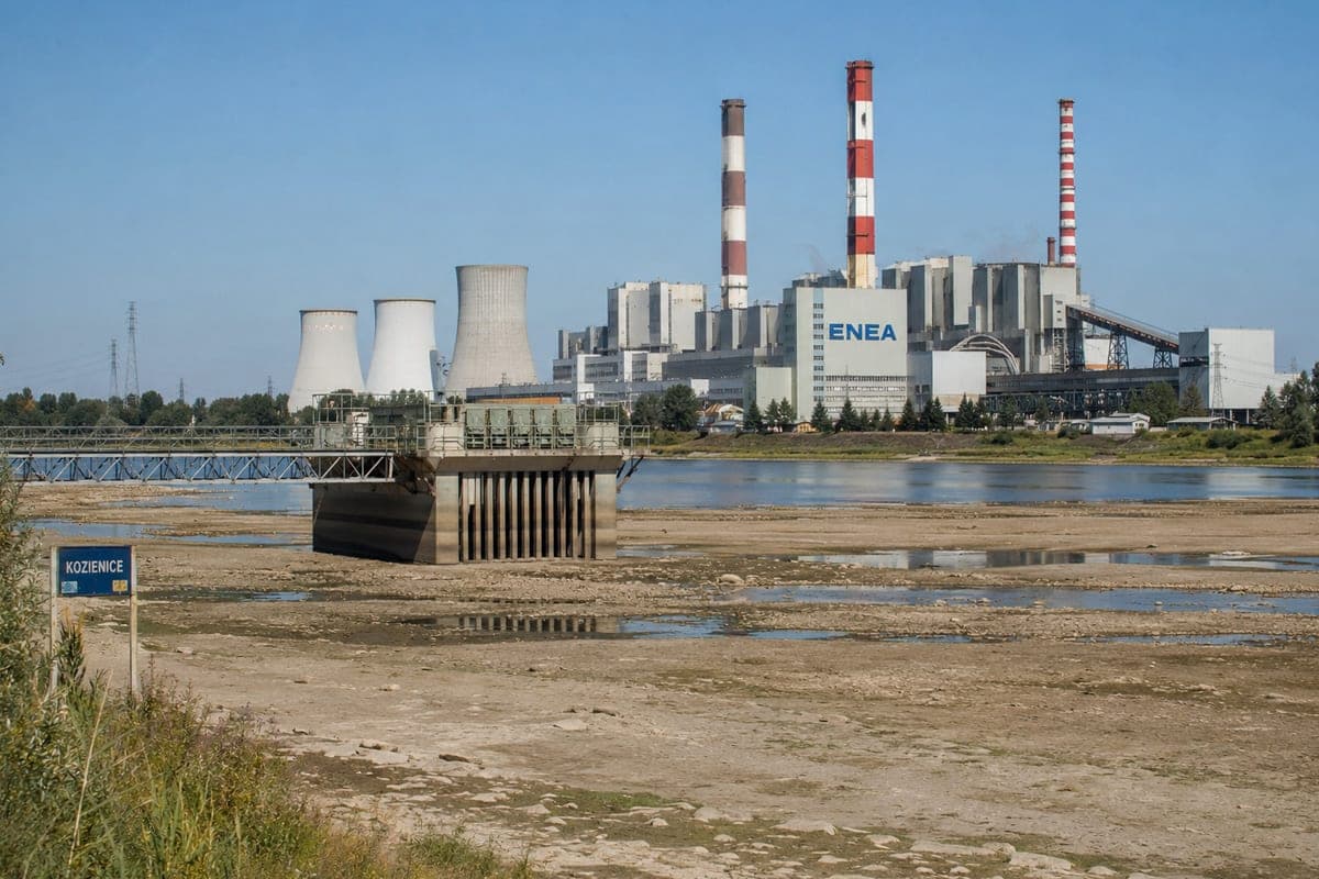Vysla stabdo Lenkijos anglių elektrines: per sausrą iš sistemos iškrito 1,3 GW galios