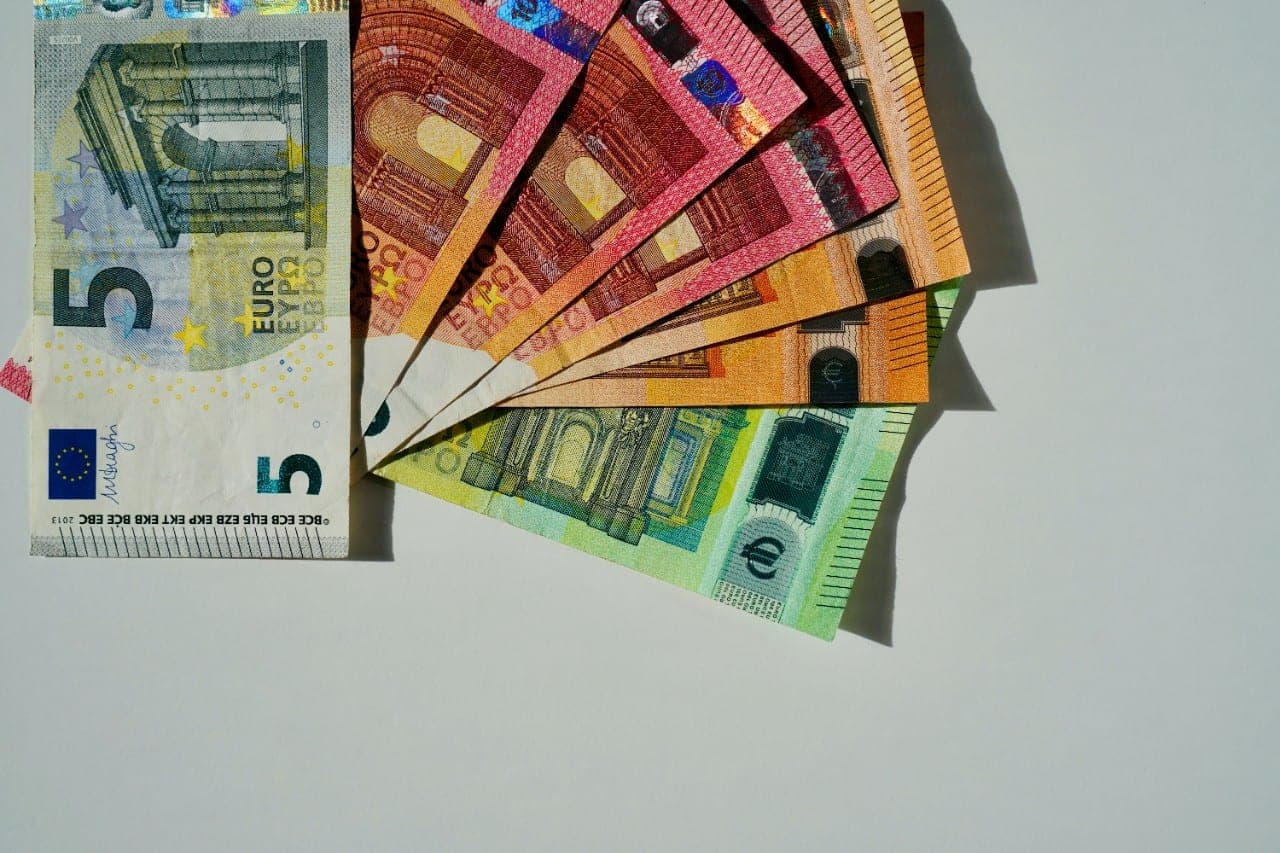 ECB vėl sumažino palūkanų normas