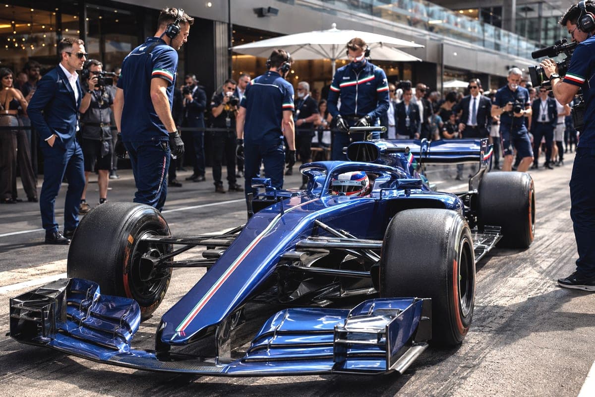 Gucci žengia į Formulę 1: prabanga, autosportas ir mados industrija susilieja į vieną globalų reginį