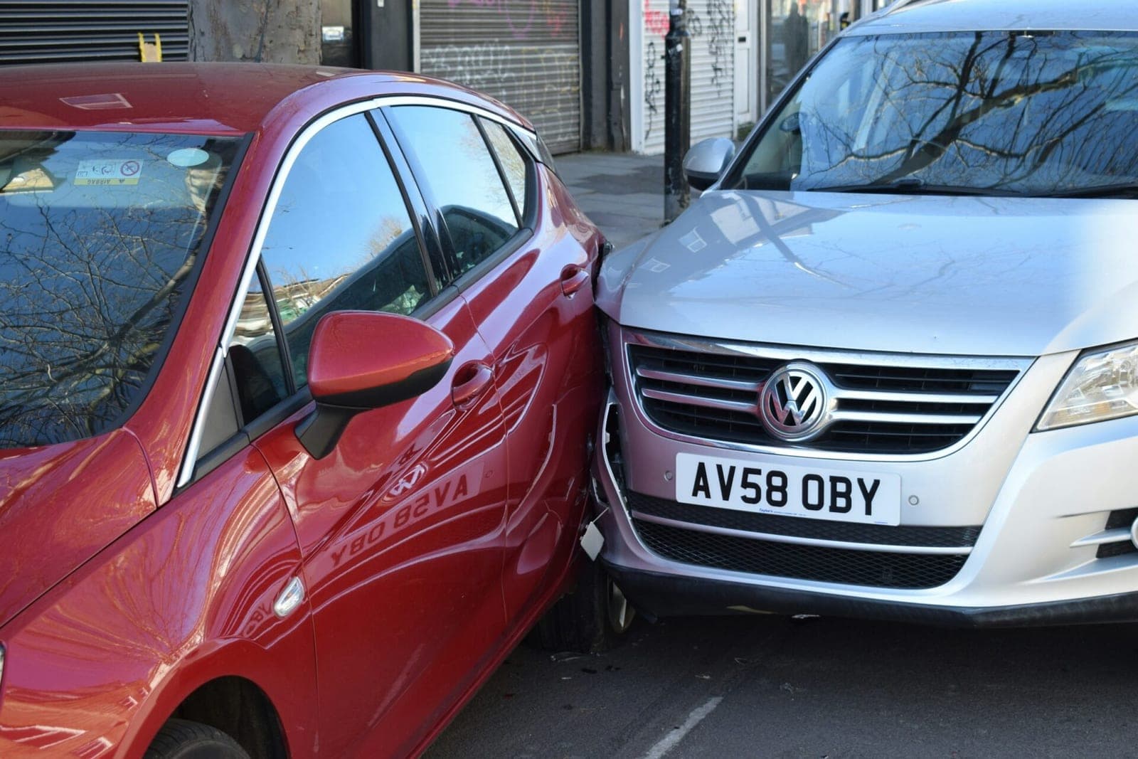 Patekote į eismo įvykį, bet turėjote draudimą? Jums priklauso pakaitinis automobilis