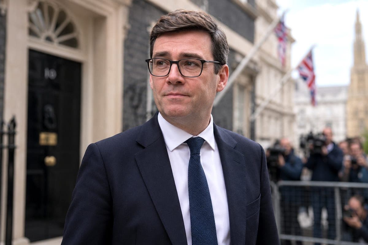 Nuo Mančesterio mero iki Dauningo gatvės: kas yra naujasis Jungtinės Karalystės premjeras Andy Burnhamas?