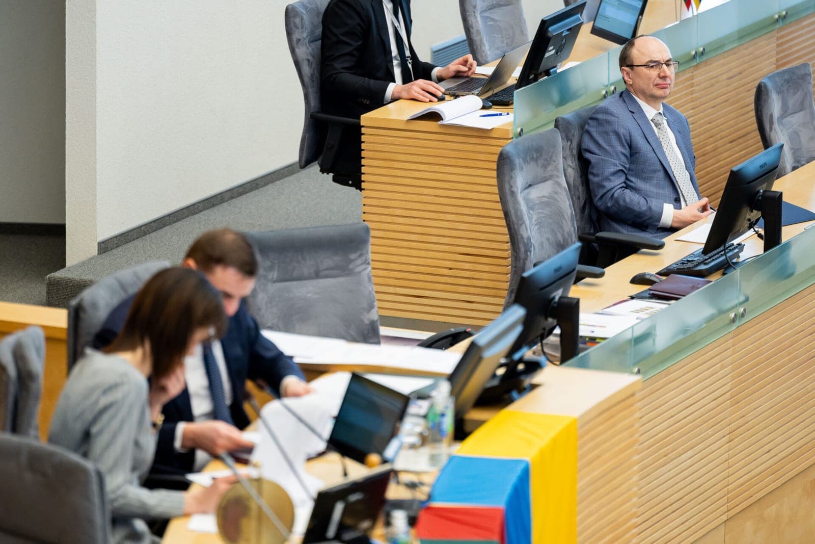 Iš Seimo kanclerio posto verčiamas M. Gelbūda: priekaištai nepagrįsti faktais
