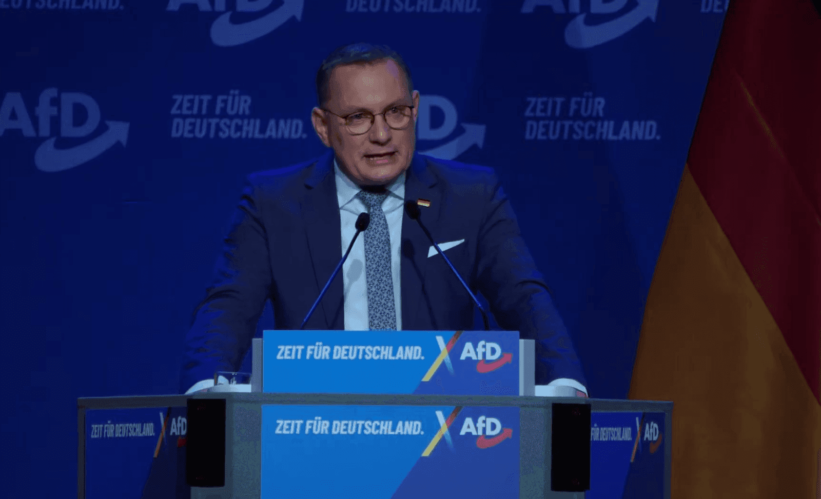 Vokietijos „AfD“ lyderis paragino išvesti JAV kariuomenę iš šalies: siūlo sekti Ispanijos pavyzdžiu