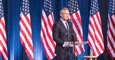 R. F. Kenedis jaunesnysis prakalbo apie tikrąjį savo tėvo žudiką