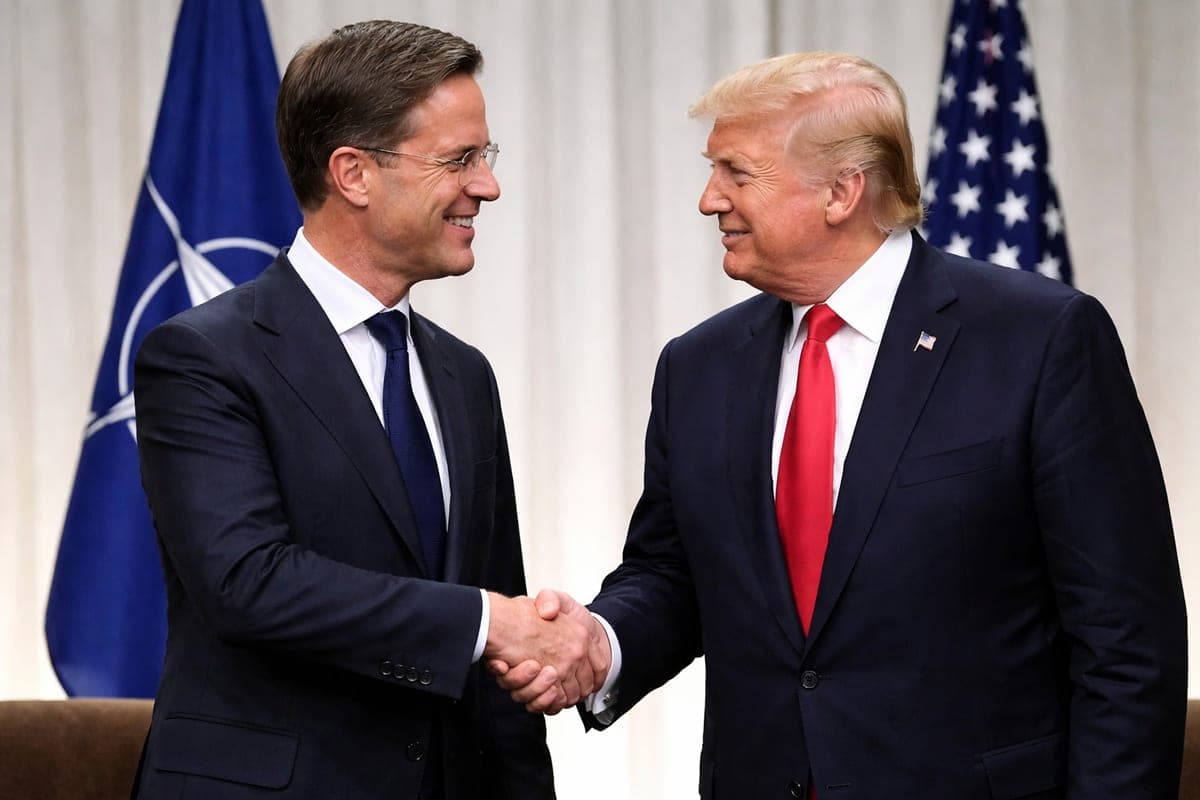 JAV spaudžia NATO dėl Hormūzo sąsiaurio ir reikalauja aiškių įsipareigojimų per kelias dienas