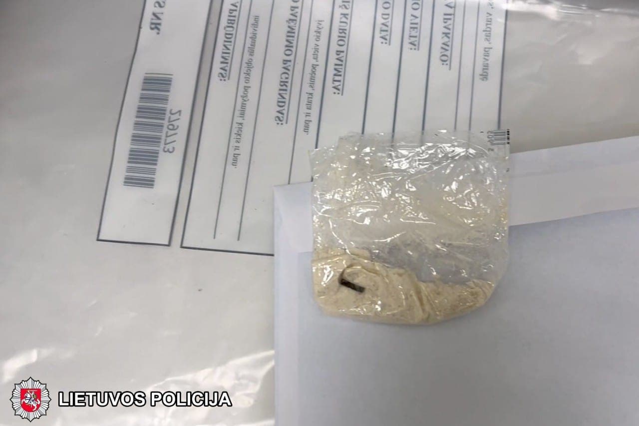 Kauno policija smogė „Telegram“ narkotikų tinklui: identifikuota 14 slaptaviečių