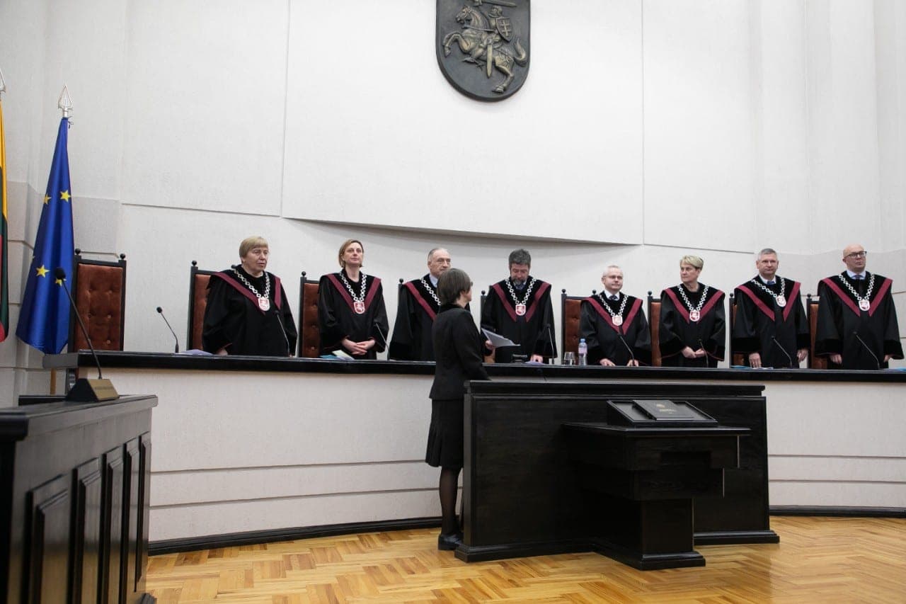 Šnipinėjimu Rusijai kaltinamas E. Manovas kaltę pripažįsta iš dalies