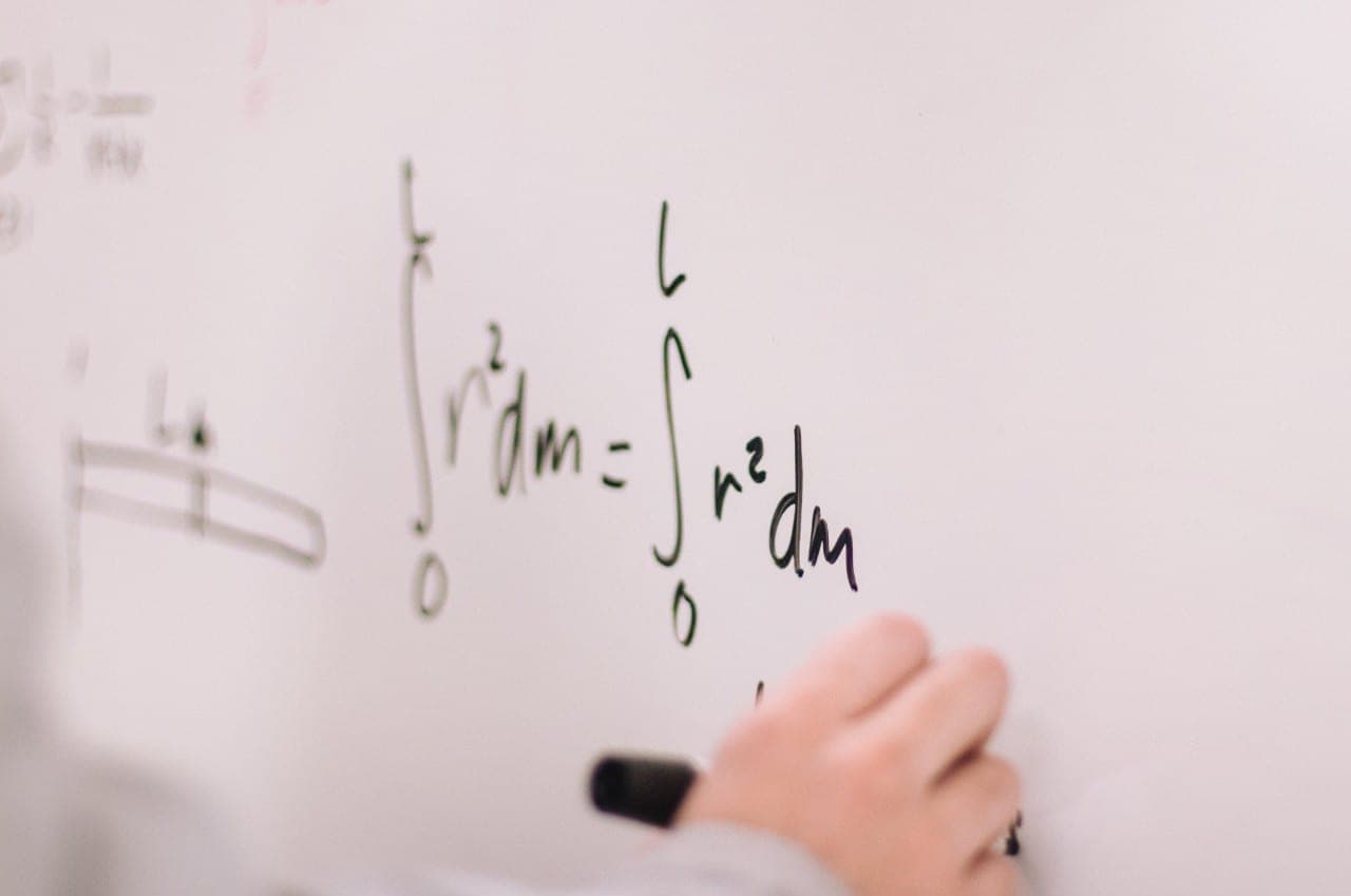 Kitais metais B lygio matematikos egzamino neišlaikys apie 92,2% mokinių