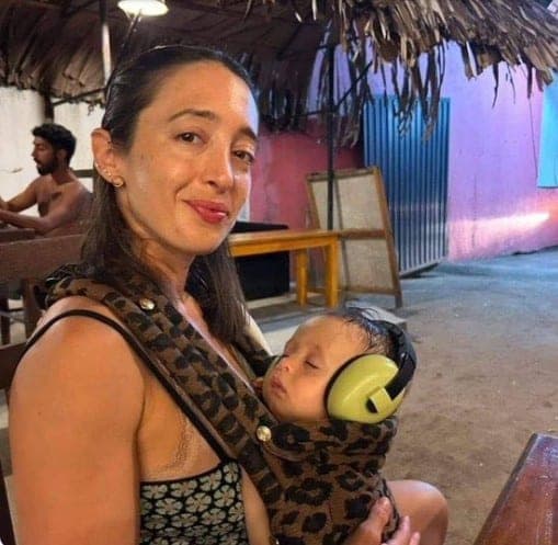 Tel Avive per teroristų šaudymą žuvo didvyrė mama, saugojusi savo 9 mėnesių kūdikį