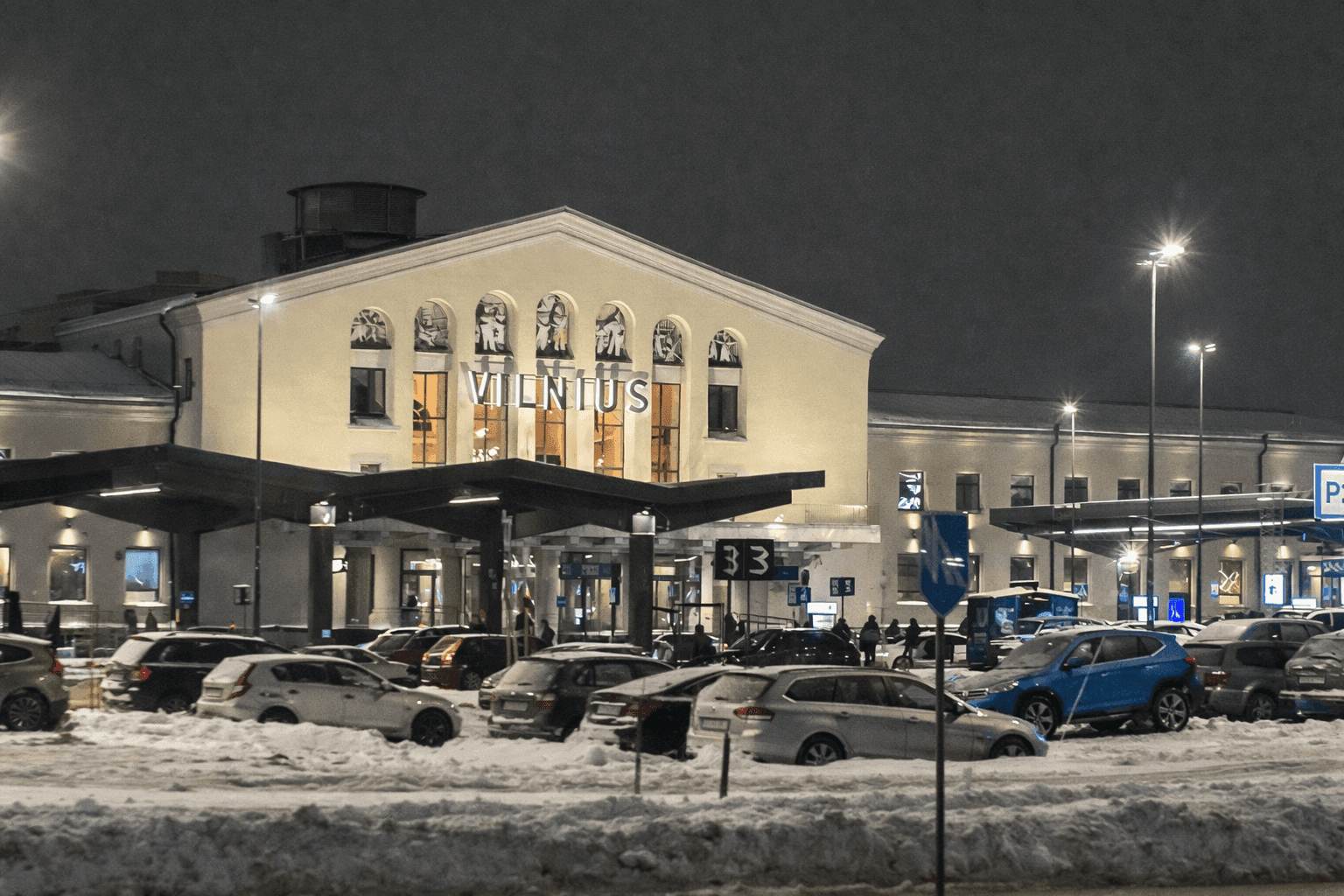 Lietuvos oro uostų vadovas Simonas Bartkus traukiasi iš pareigų