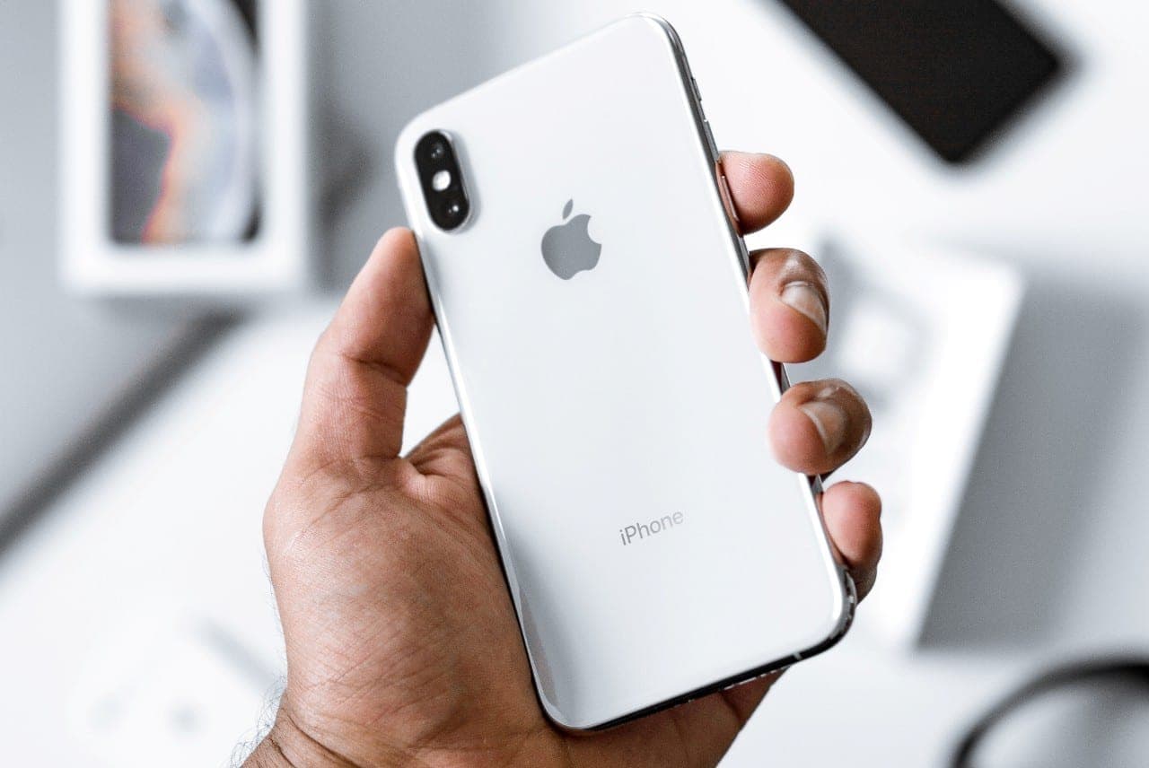 Rusija apkaltino „Apple“ bendradarbiaujant su JAV šnipinėjimo agentūromis