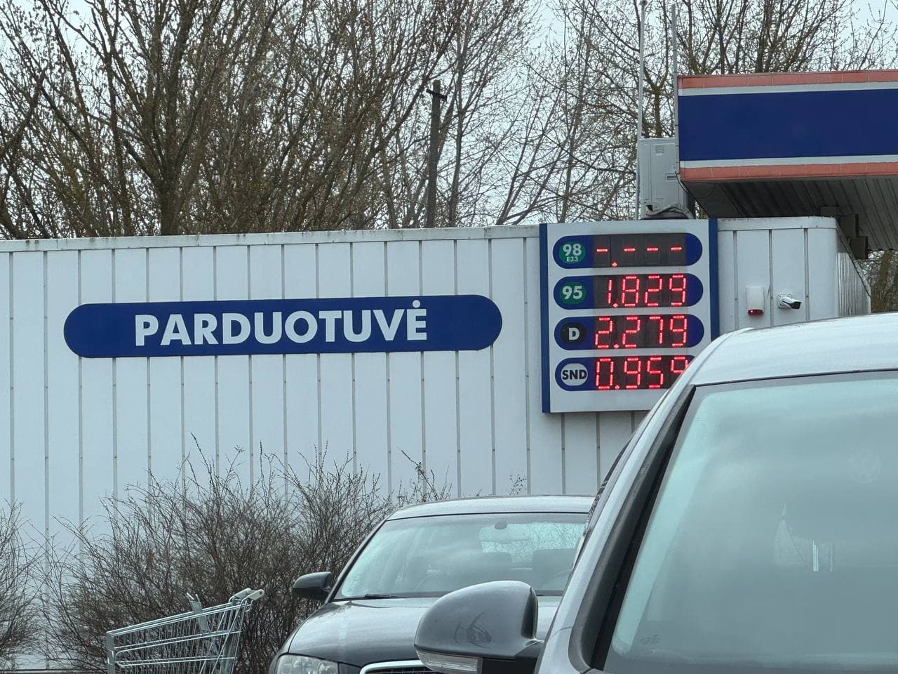 Seimas pritarė akcizų mažinimui, tačiau galutinis sprendimas dar nepriimtas