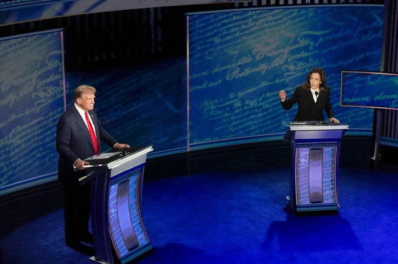 D. Trumpas prieš K. Harris: debatuose – ekonomika, ginklai ir kates valgantys migrantai