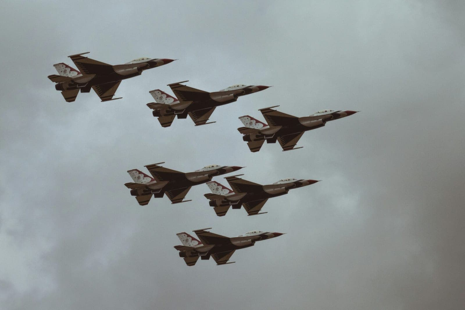 Iš Šiaulių – tiesiai į operaciją: NATO naikintuvai sunaikino Latvijoje pastebėtą droną