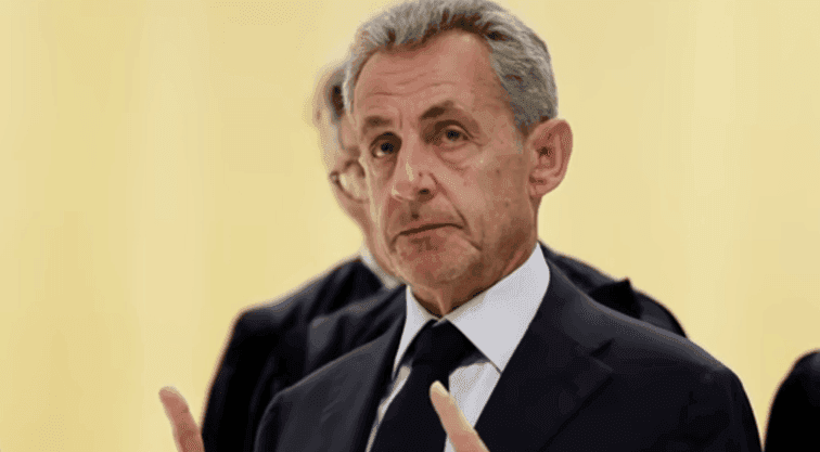 Buvęs Prancūzijos prezidentas N. Sarkozy siunčiamas už grotų