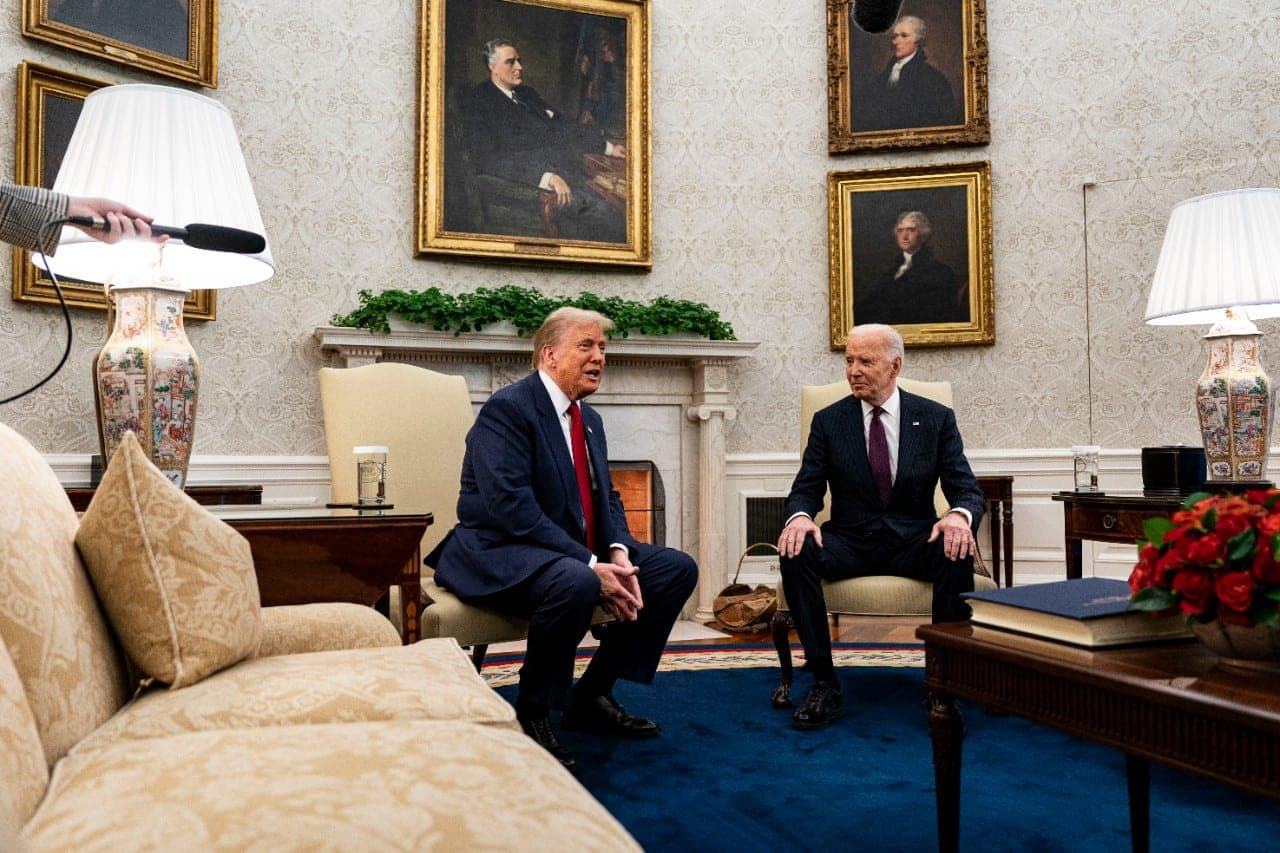 D. Trumpo komanda rengia „generolų valymo“ dekretą