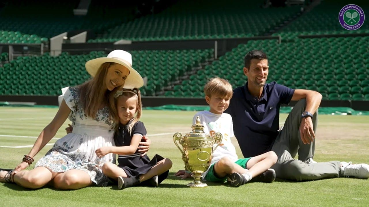 Novakas Džokovičius: čempionas ne tik sporte, bet ir vertybėse!