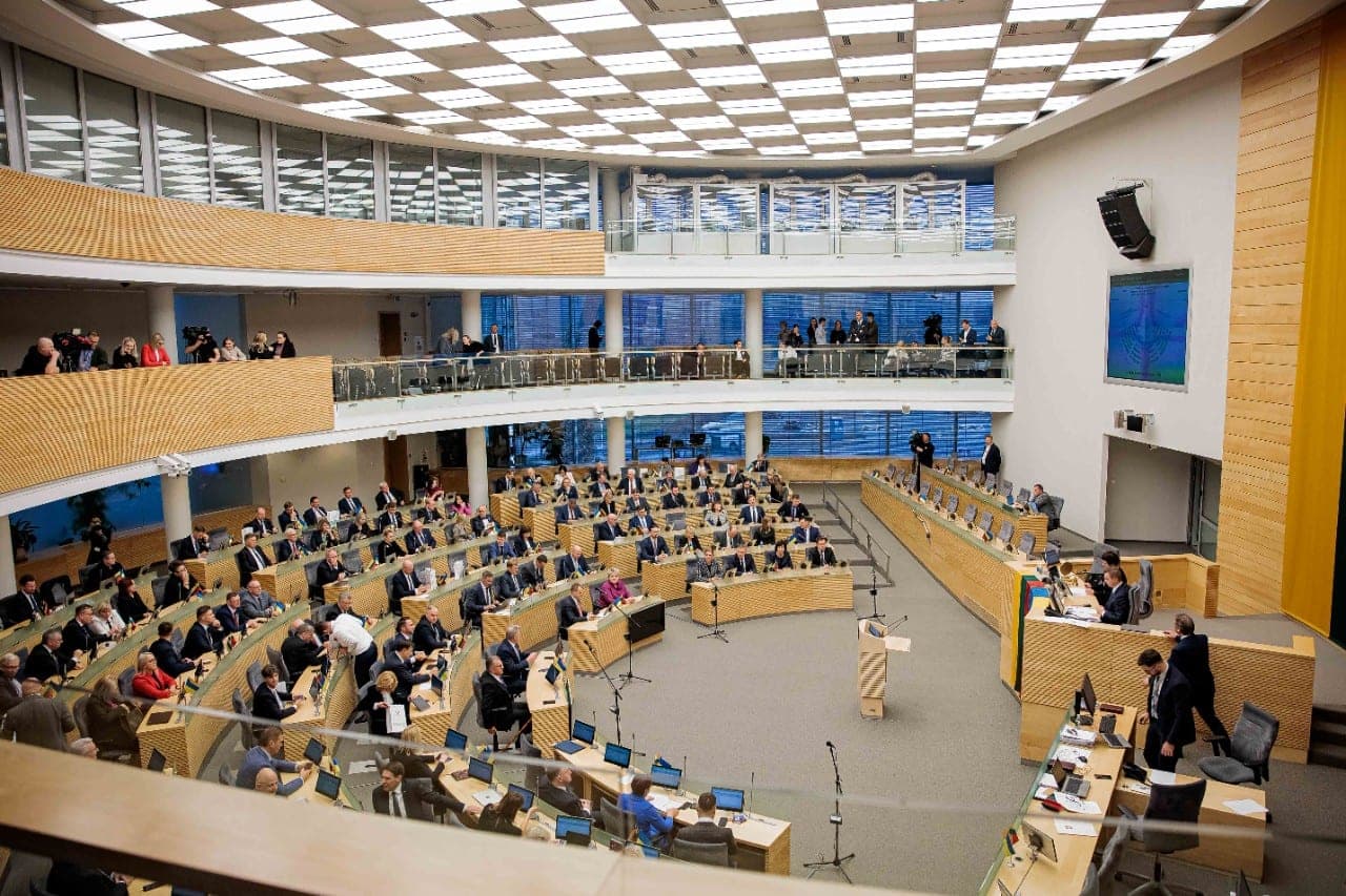 Seimo kanceliarija ir Teisingumo ministerija gaus daugiau pinigų?