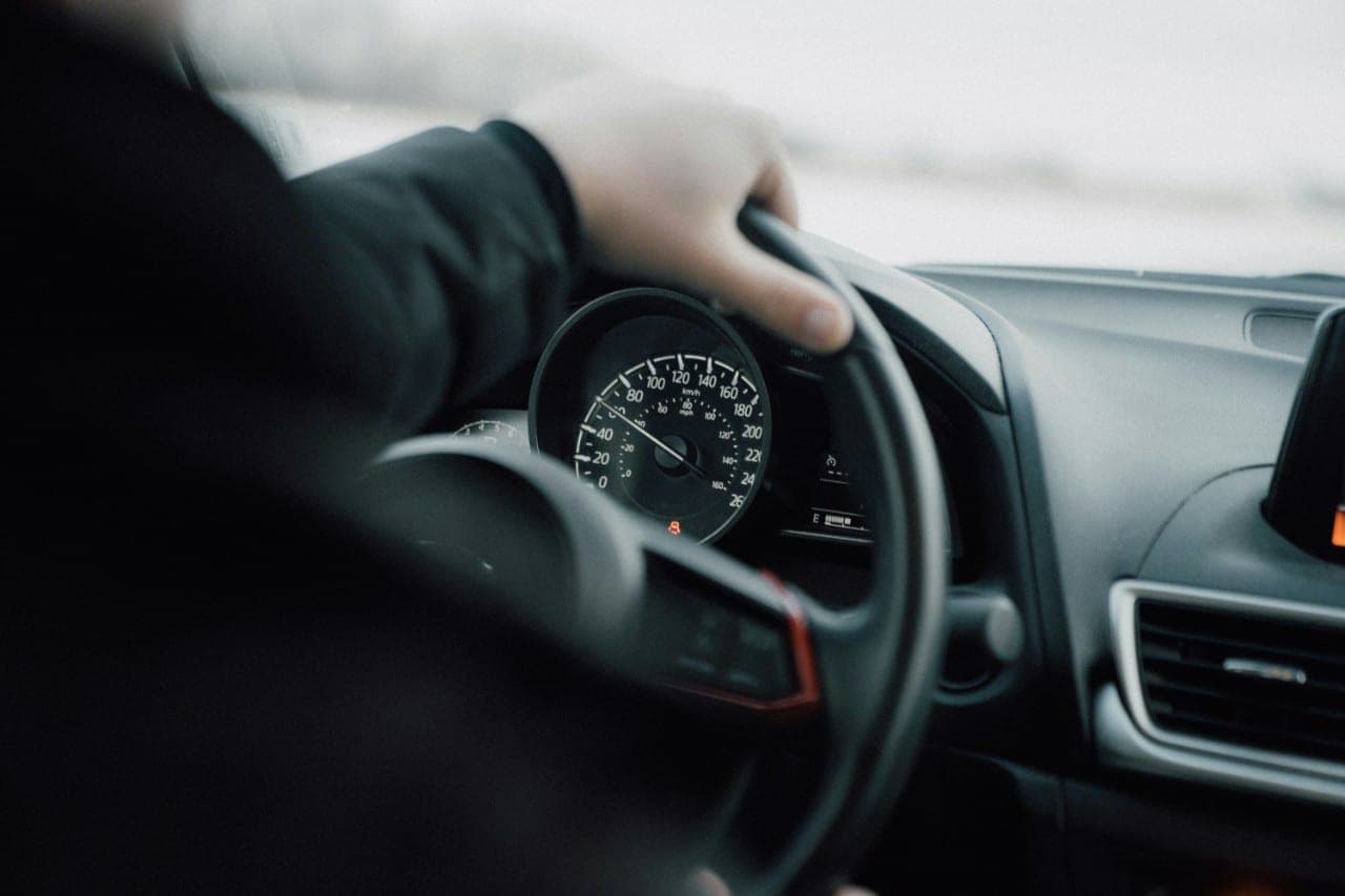 Automobilių ridos klastojimas: Prancūzijoje kalėjimas, Lietuvoje perpardavinėtojai bebaimiai