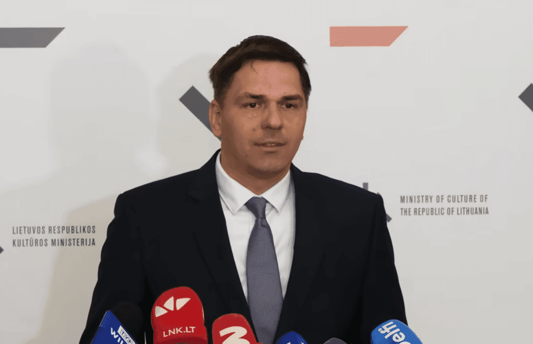 I. Adomavičius pasitraukė: lemiamu „akmeniu“ tapo klausimas apie Krymą?