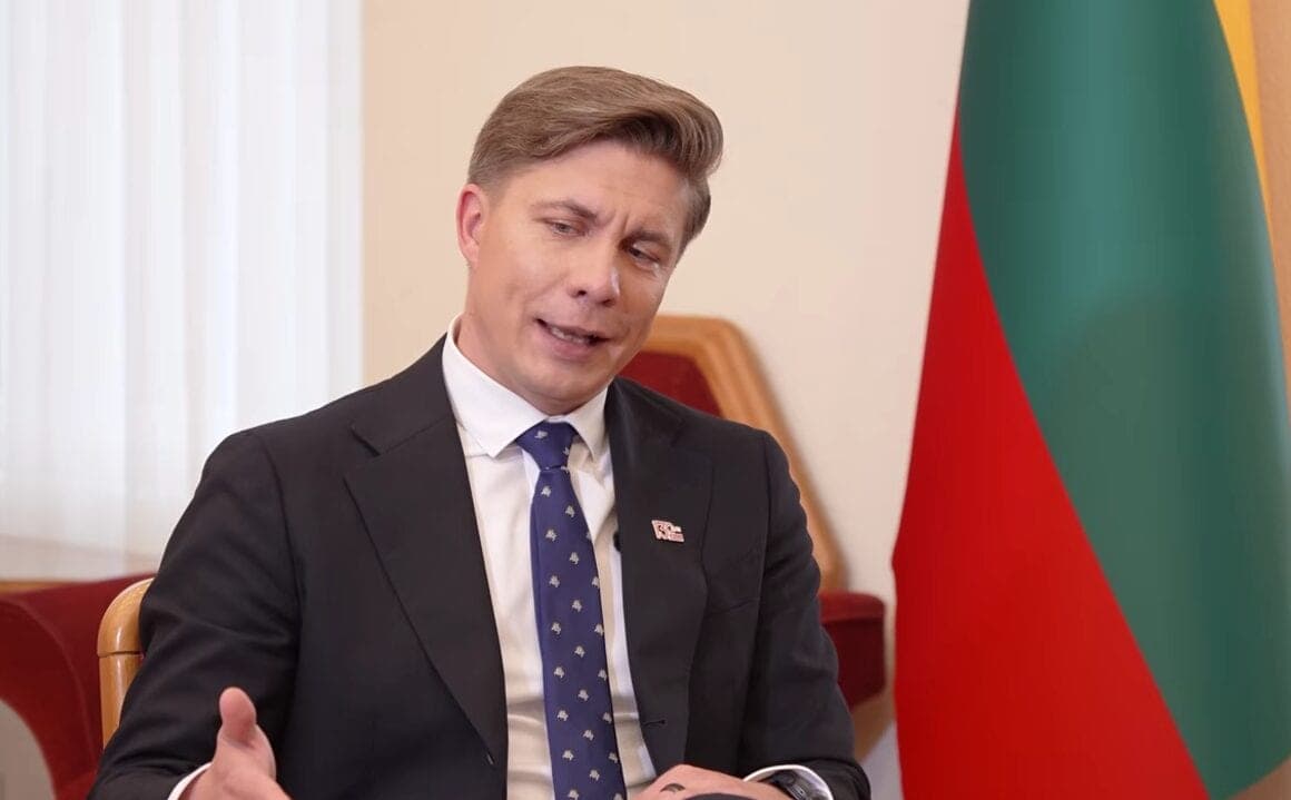 Prokuratūra baigė tyrimą dėl tušinuko LSDP posėdyje: nusikaltimo požymių nenustatyta